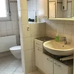 Messe Cgn/dus Großräumige In Guter Verkehrslage Apartment *